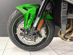 2025 Kawasaki Z H2 (ZR1000K) Green