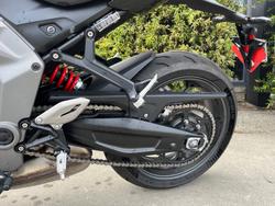 2025 Triumph DAYTONA 660 White