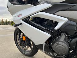 2025 Triumph DAYTONA 660 White