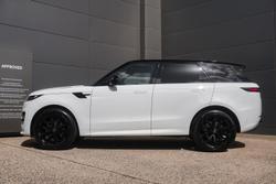 2025 Land Rover
                Range Rover Sport D250 Dynamic SE