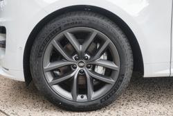 2024 Land Rover
                Range Rover Sport D250 Dynamic SE