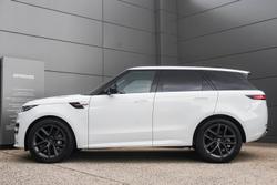 2024 Land Rover
                Range Rover Sport D250 Dynamic SE