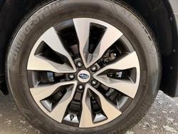 2023 Subaru
Outback AWD Touring
