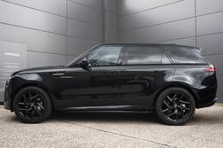 2024 Land Rover
                Range Rover Sport D250 Dynamic SE