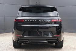 2024 Land Rover
                Range Rover Sport D250 Dynamic SE