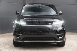 2024 Land Rover
                Range Rover Sport D250 Dynamic SE