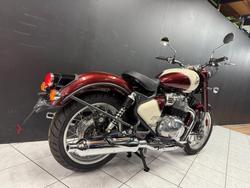 2025 Royal Enfield 2025 Royal Enfield 650CC Classic Road VALLUM RED