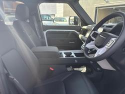 2025 Land Rover Defender 110 P400e X-Dynamic SE L663 MY25.5 AWD Fuji White