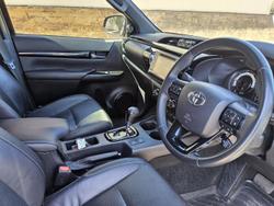 2019 Toyota Hilux Rugged X GUN126R 4X4 Dual Range Eclipse Black
