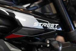 2025 Triumph Street Triple R 765 Street Triple Black