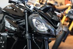 2025 Triumph Street Triple R 765 Street Triple Black