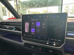 2025 Volkswagen ID. Buzz Pro BEV560