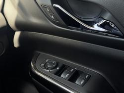 2019 Holden Acadia LTZ