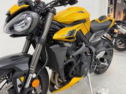 2024 Triumph STREET TRIPLE RS Yellow