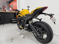 2024 Triumph STREET TRIPLE RS Yellow