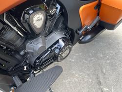 2022 Indian CHALLENGER DARK HORSE