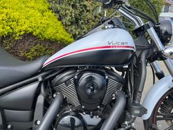 2012 Kawasaki VULCAN 900 CUSTOM White