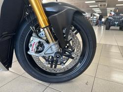 2022 Ducati Streetfighter V4 SP Streetfighter Black