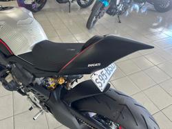 2022 Ducati Streetfighter V4 SP Streetfighter Black