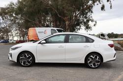 2020 Kia
Cerato S