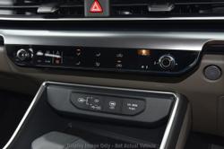 2025 Kia
                Carnival S
