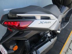 2025 Yamaha XMAX 300 V2 (CZD300A2) SILVER/GREY