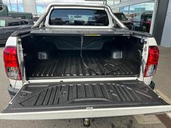 2017 Toyota Hilux SR5