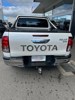 2017 Toyota Hilux SR5