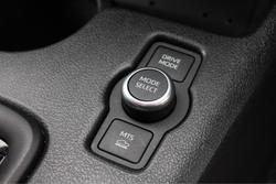 2024 Toyota Hilux SR 48V GUN126R 4X4 Dual Range Glacier White