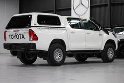 2024 Toyota Hilux SR 48V GUN126R 4X4 Dual Range Glacier White