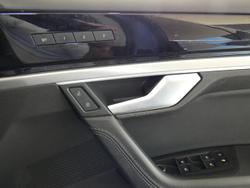 2019 Volkswagen Touareg 190TDI Launch Edition