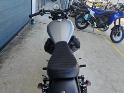 2017 MOTO GUZZI V9 BOBBER GREY
