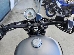 2017 MOTO GUZZI V9 BOBBER GREY