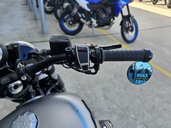 2017 MOTO GUZZI V9 BOBBER GREY