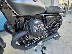 2017 MOTO GUZZI V9 BOBBER GREY