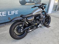 2017 MOTO GUZZI V9 BOBBER GREY