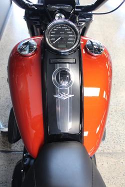 2025 Harley-davidson FLHRXS ROAD KING SPECIAL WHISKEY FIRE