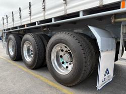 2024 MaxiTrans/CIMC St3 34 Pallet Sd B Double Curtain Siders