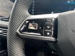 2025 MG HS Super Hybrid Essence AS33P MY25 Diamond Red