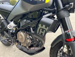 2024 Husqvarna SVARTPILEN 401 Grey