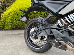 2024 Husqvarna SVARTPILEN 401 Grey