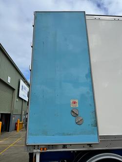 2011 Maxitrans St3 22 Pallet -28 Freezer Meat Hanger Blue