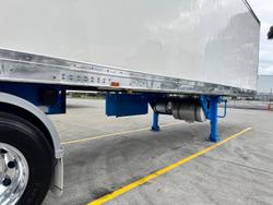 2011 Maxitrans St3 22 Pallet -28 Freezer Meat Hanger Blue