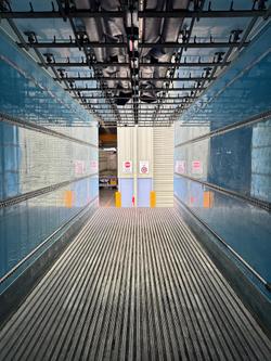 2011 Maxitrans St3 22 Pallet -28 Freezer Meat Hanger