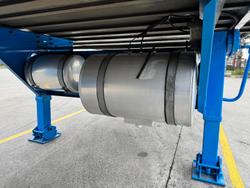 2011 Maxitrans St3 22 Pallet -28 Freezer Meat Hanger