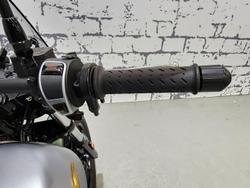 2021 Moto Guzzi V9 Bobber V9 Green