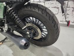 2021 Moto Guzzi V9 Bobber V9 Green