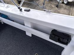 2023 Formosa SRT 525 Side Console