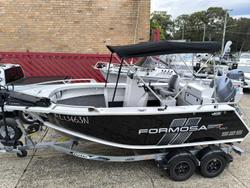 2023 Formosa SRT 525 Side Console
