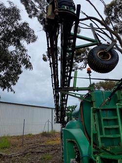 2009 Goldacres Prairie 6500L Boom Spray